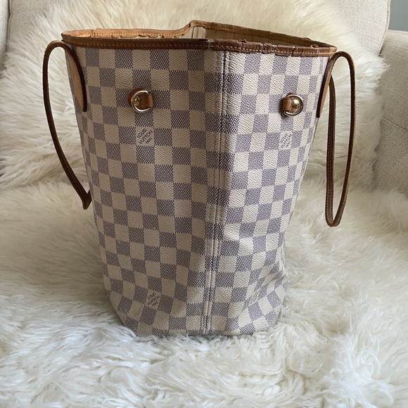 Louis Vuitton Damier Azur MM Neverfull - Picture 5 of 17